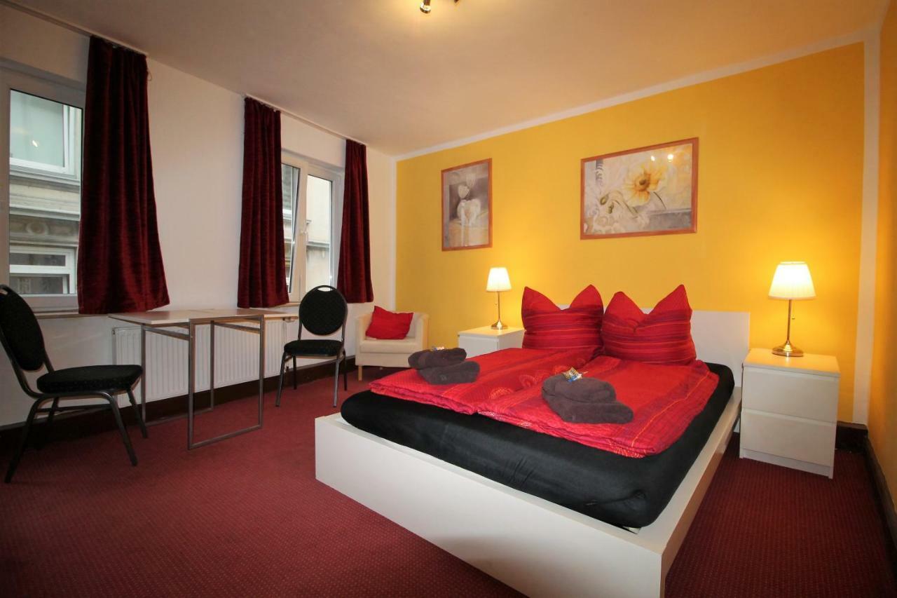 Sleep In Hamburg St. Pauli Hotel Eksteriør billede